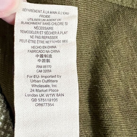 Free People Flower Patch Thermal Waffle Top S Army Green Rare Color Boho Loose - Picture 12 of 12